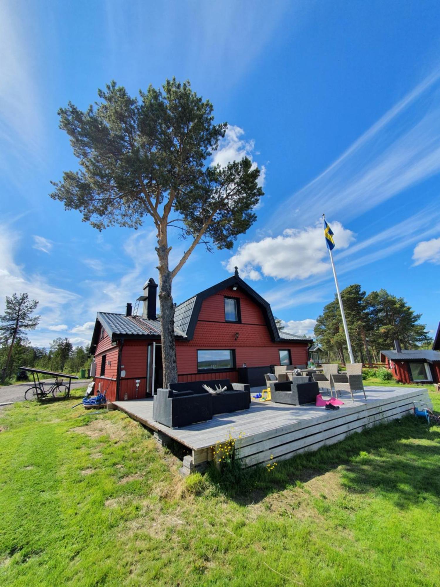Camp Caroli Wooden Cabins Jukkasjärvi Extérieur photo
