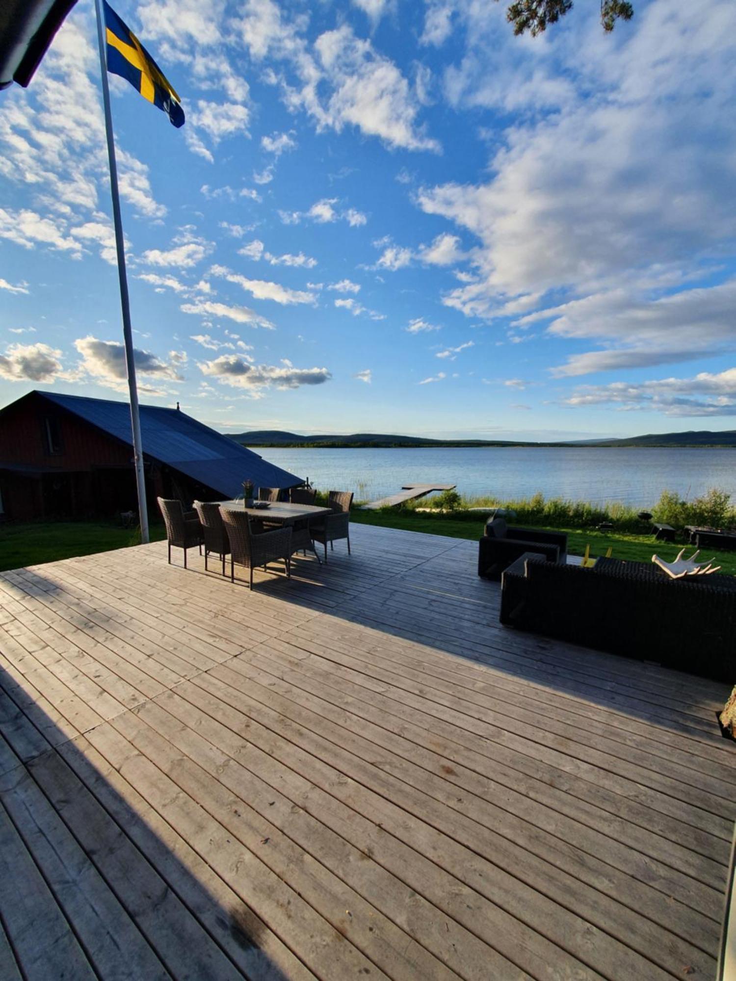 Camp Caroli Wooden Cabins Jukkasjärvi Extérieur photo